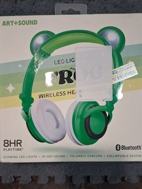 Green Frog Wireless Bluetooth Headphones